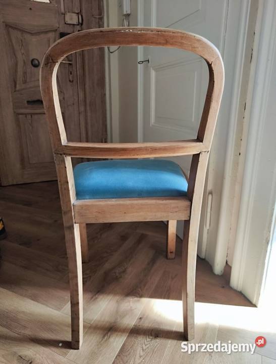 Stare krzesło tapicerowane Bytom