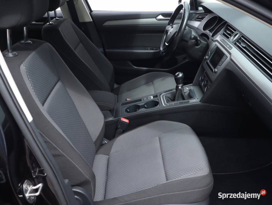 VW Passat 14 TSI manualna