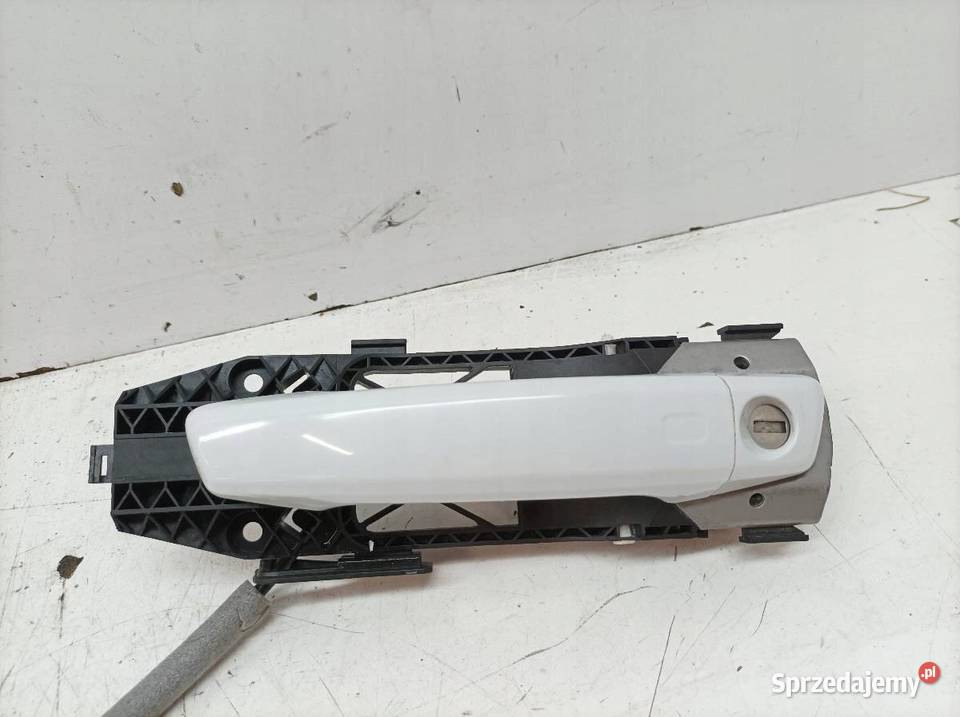 KLAMKA ZEWNĘTRZNA LEWA PRZÓD LS9R 8V0837885 Audi