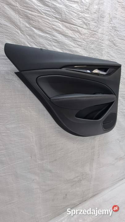 Opel Insignia B boczek drzwi tapicerka lewy tył