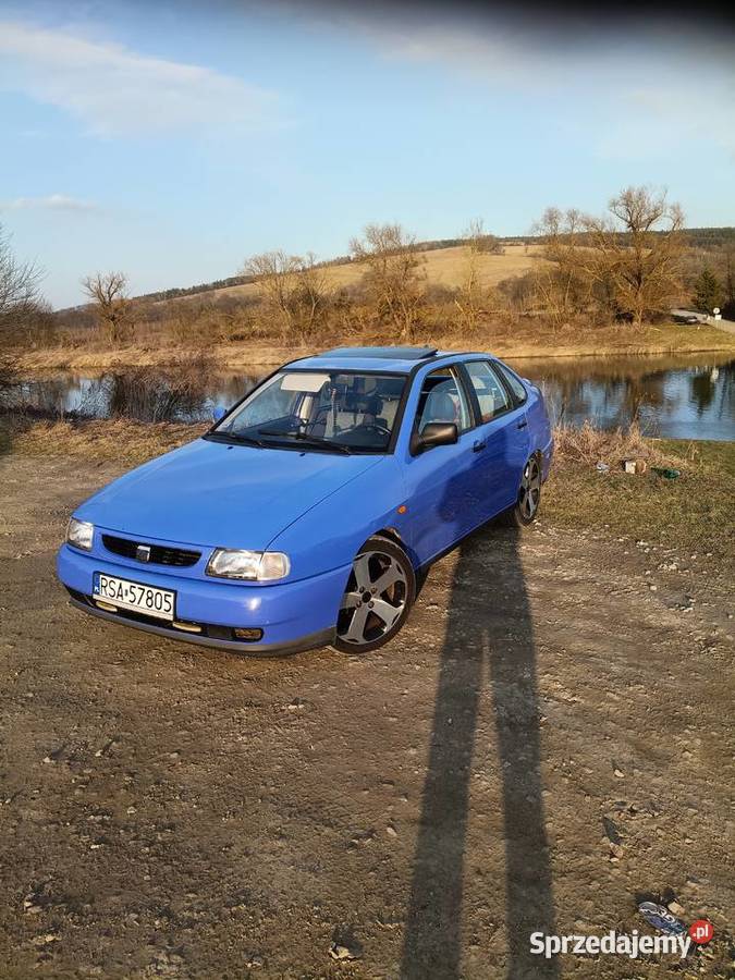 Seat cordoba benzyna