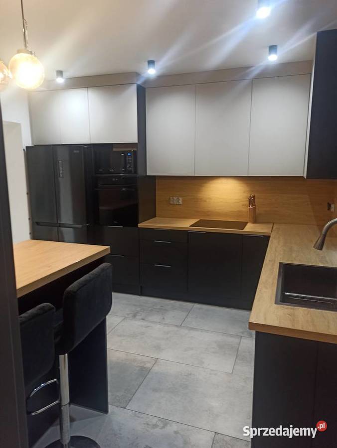 meble na wymiar Szafy i garderoby Radomsko