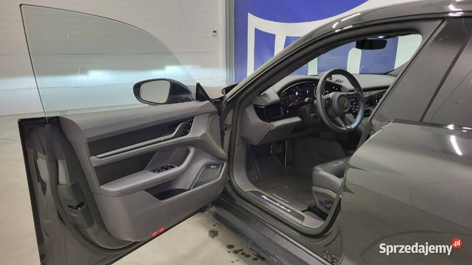 Porsche Taycan Turbo S 0cm3 Grójec