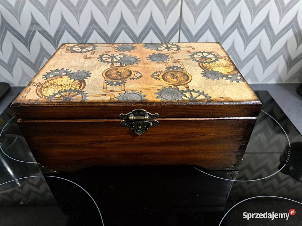 Męski kuferek stylowy decoupage