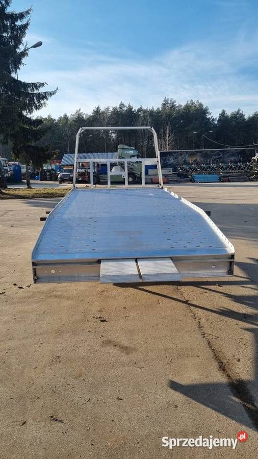 Dostepna zaraz Autolaweta Laweta Najazd Iveco Kielce