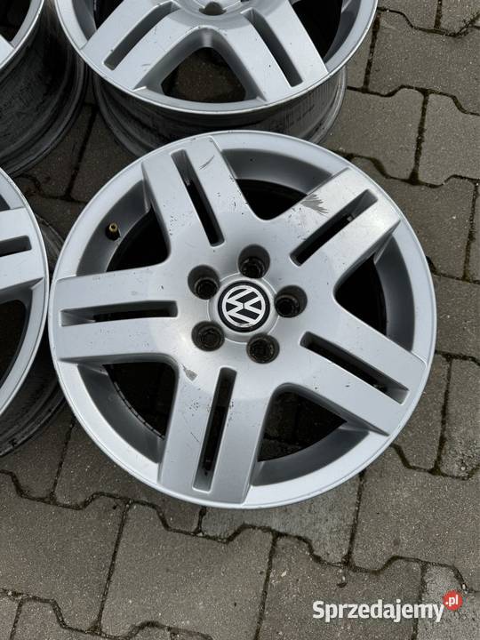 Felgi Volkswagen golf 4 5x100 Sieniawka sprzedam