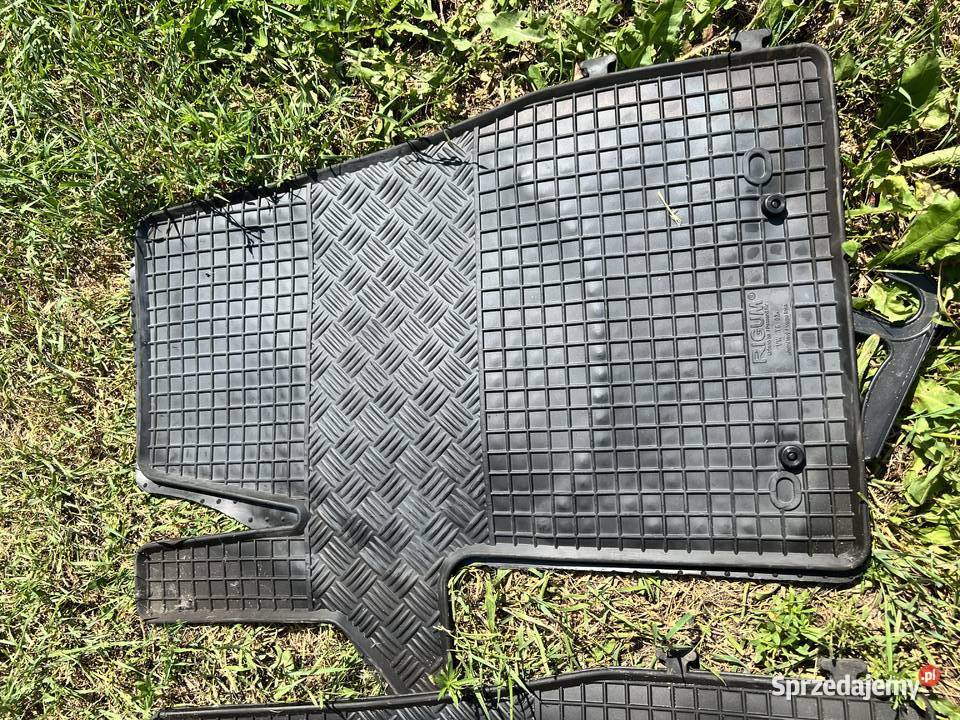 Dywaniki Gumowe RIGUM do VW T5T6 Przód Kierowca Stary Adamów