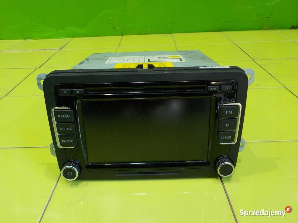 VW TOURAN I LIFT 20 TDI 09r radio CD 3C8035195 Suków
