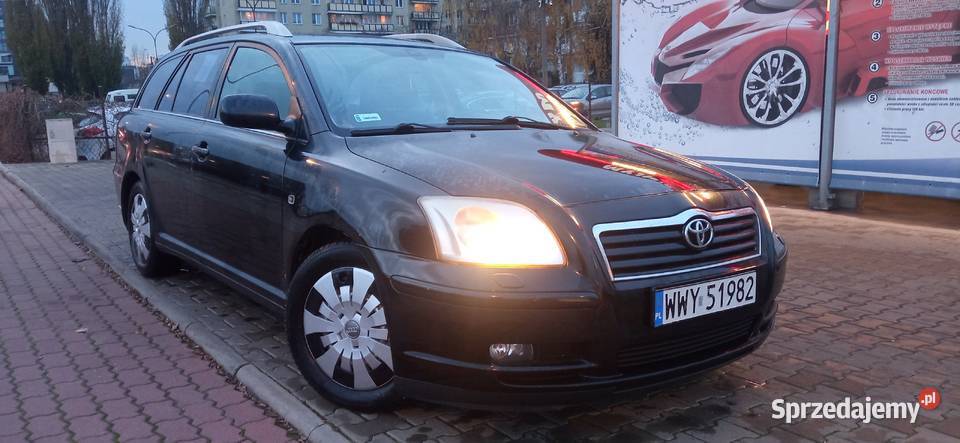 toyota avensis 18 lpg gaz hak 4x elszyby garażowany Warszawa