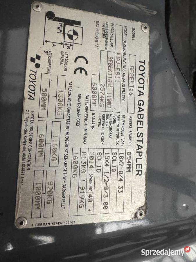 Wzek widłowy Toyota 2014 2300 godzin łódzkie Sieradz sprzedam