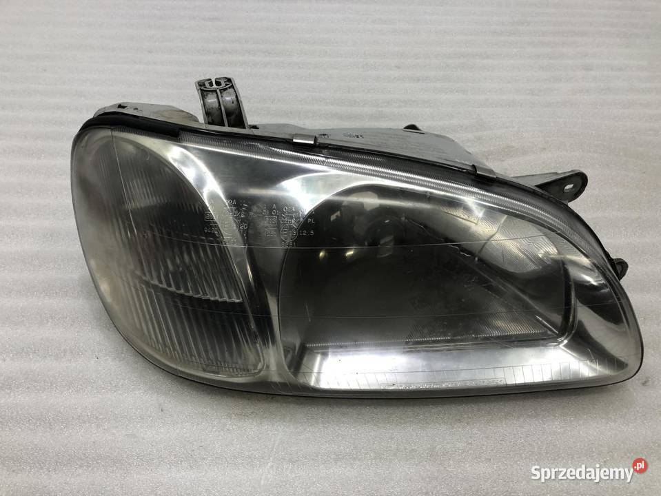 LAMPA PRAWY PRZÓD KIA CARNIVAL EU osobowe wielkopolskie sprzedam