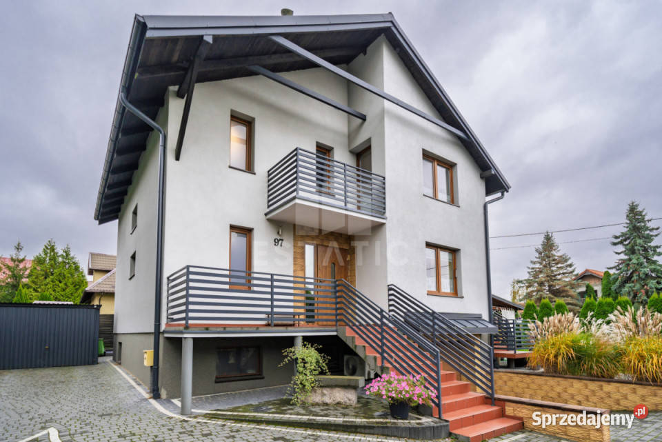 Dom wolnostojący 200m2 Straszyn Tęczowa