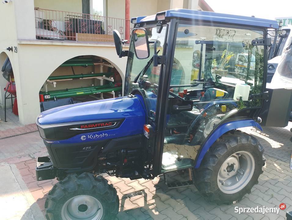 Kabina ochronna do ciągnika Farmtrac 26 4 WD Części i osprzęt rolniczy Łęczyca