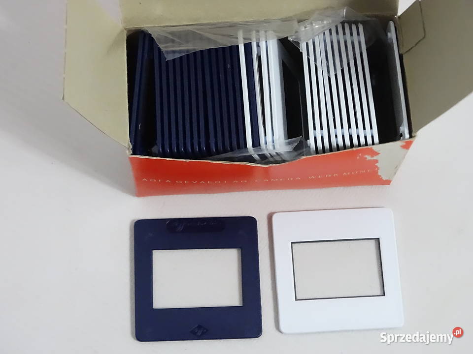 Vintage ramki do slajdów AGFA 1976 r Zestaw 32 Elektronika