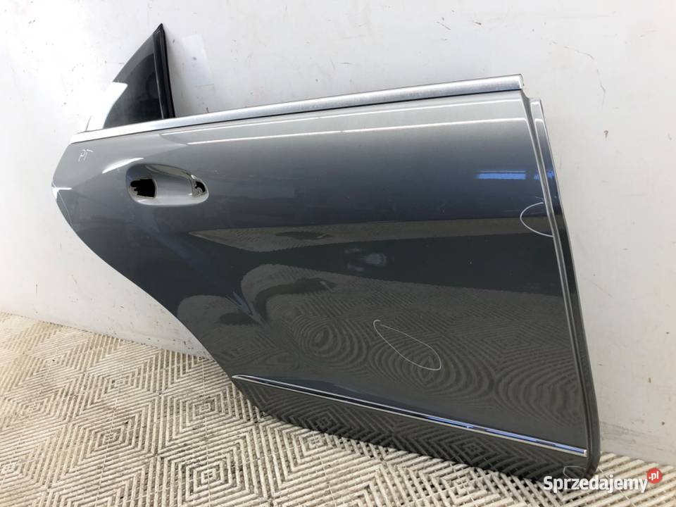 DRZWI PRAWY TYŁ MERCEDES C218 Hatchback 1117