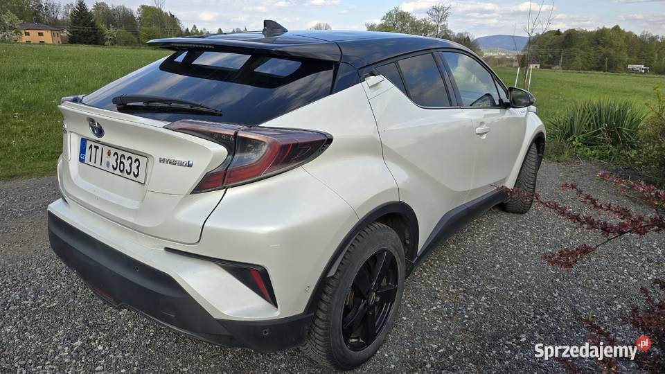 TOYOTA CHR 18 HYBRID nov v CZ JBL 320000km Cieszyn