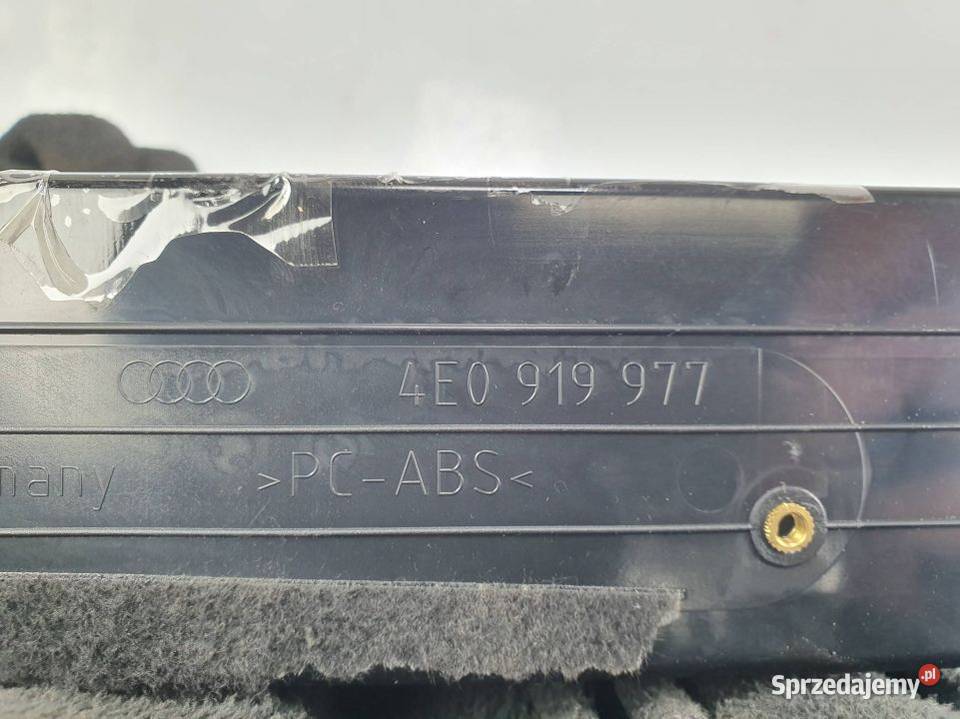 ZMIENIARKA CD AUDI A8 D3 4E0919977 Lipno