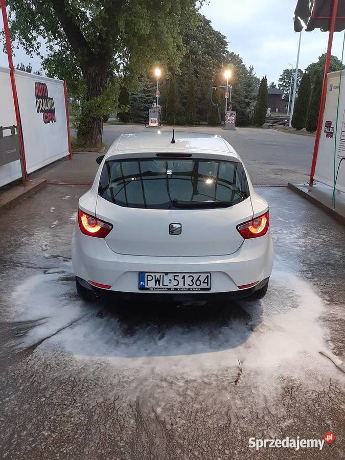 Seat ibiza 4 6j 2009 12mpi manualna Ibiza