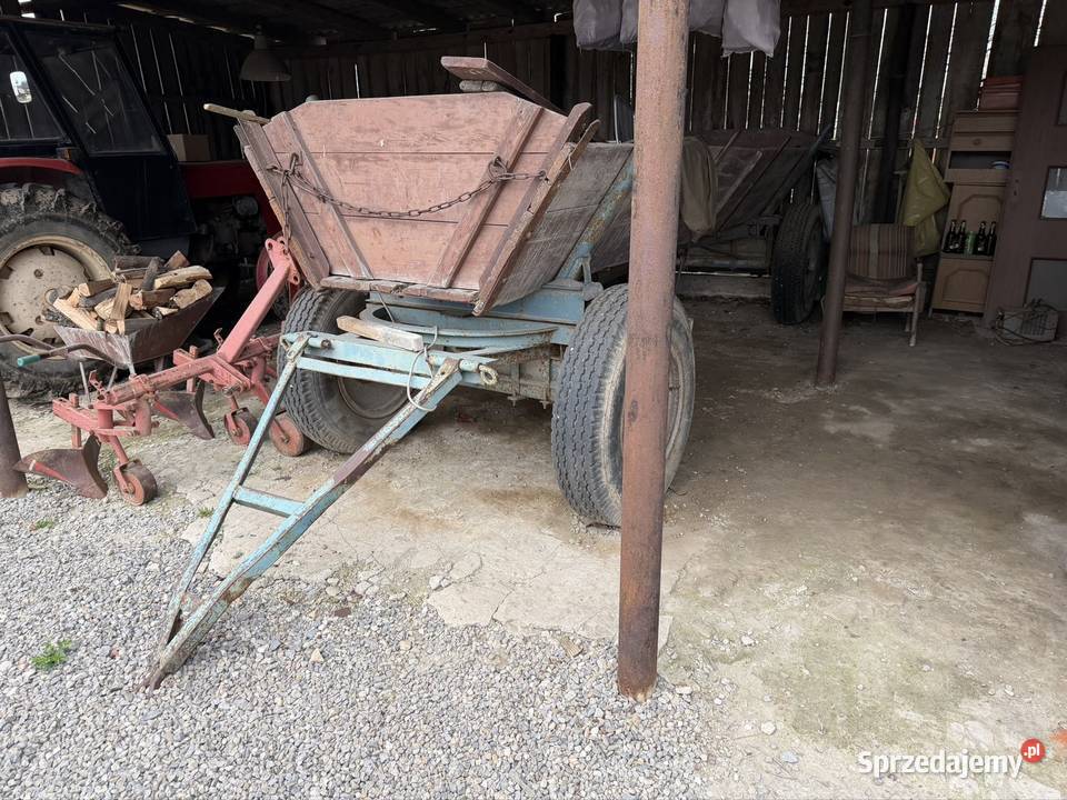 Wóz metalowy z latrami podkarpackie Skowierzyn