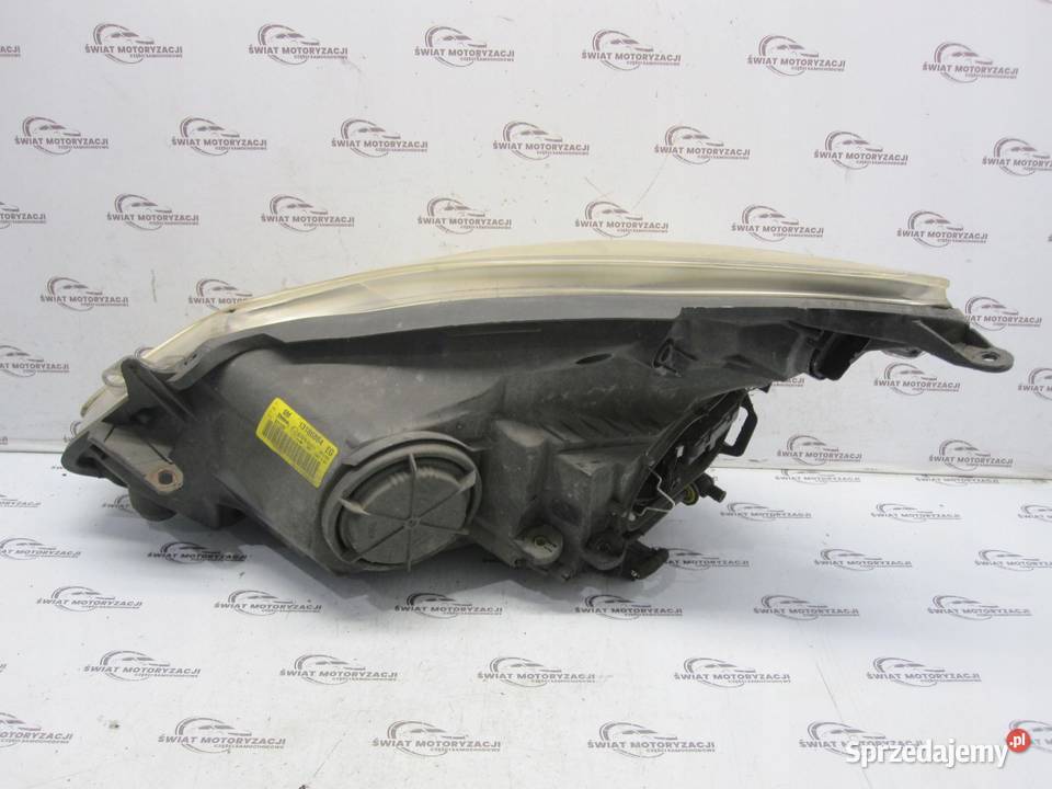OPEL CORSA D 07r lampa prawa przód 13186384 świętokrzyskie
