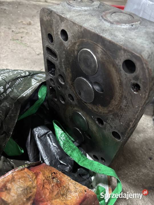 sprzedam silnik c330 I głowicą c328 Silnik i osprzęt