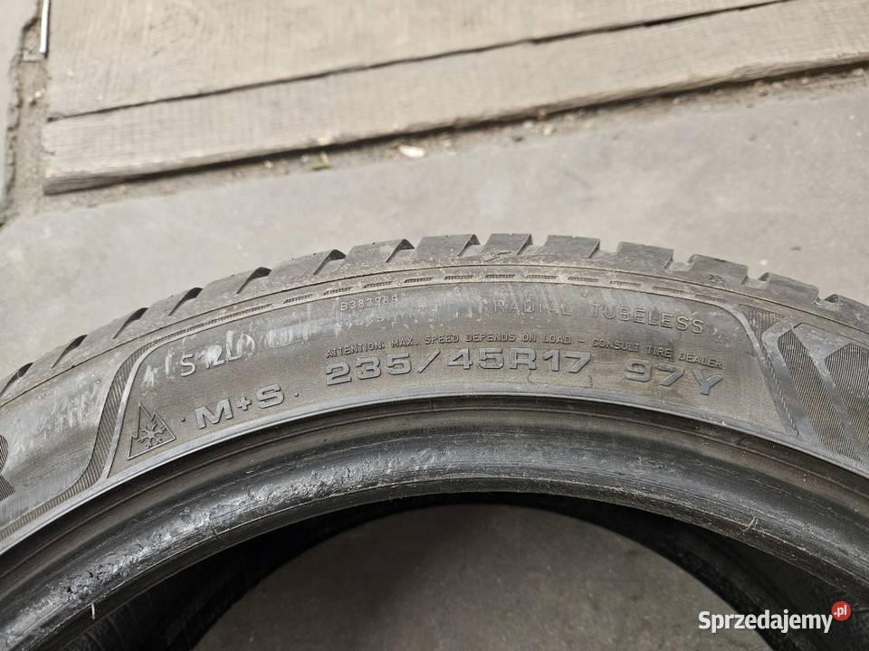 1 23545 R17 97Y GoodYear Vector 4Seasons GEN3 sprzedam