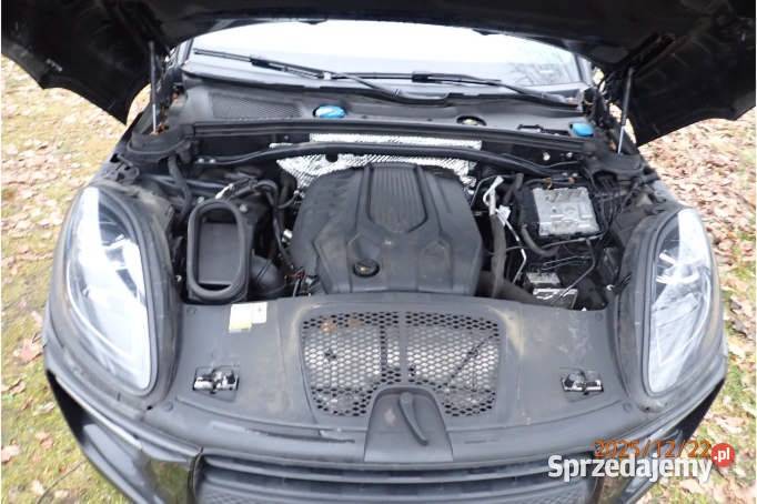 PORSCHE MACAN 2023 198400 ccm 265 Warszawa