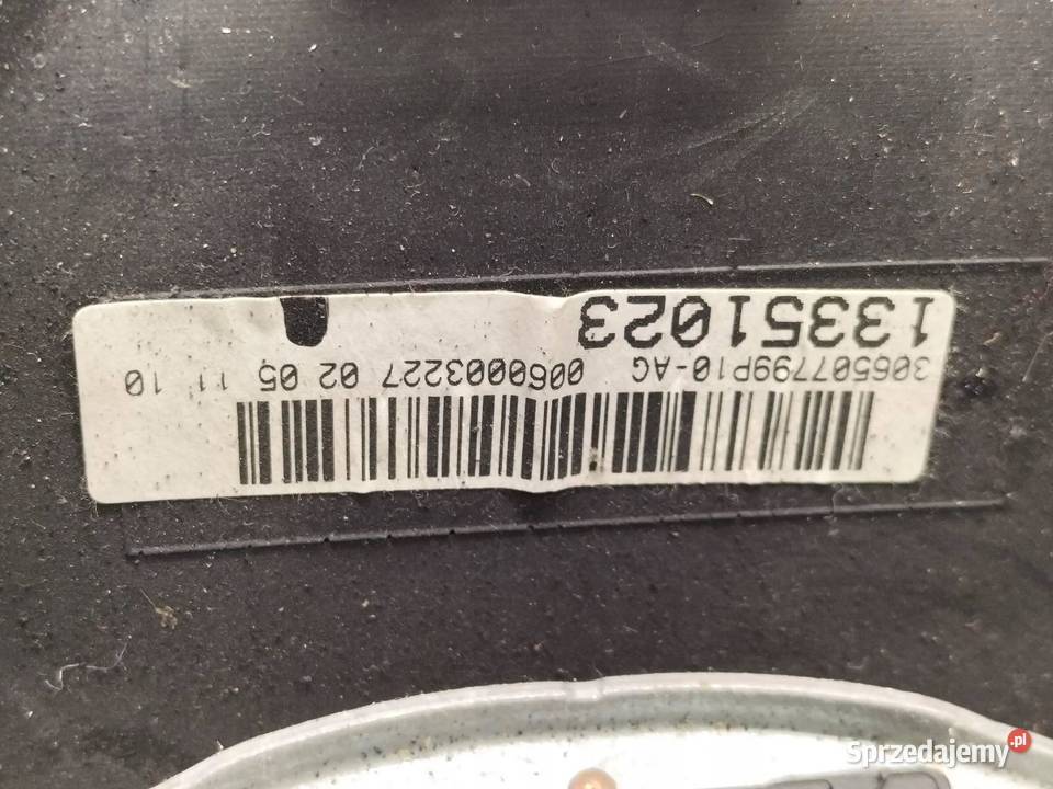 KIEROWNICA MULTIFUNKCJA LIFT Opel Astra IV 2009