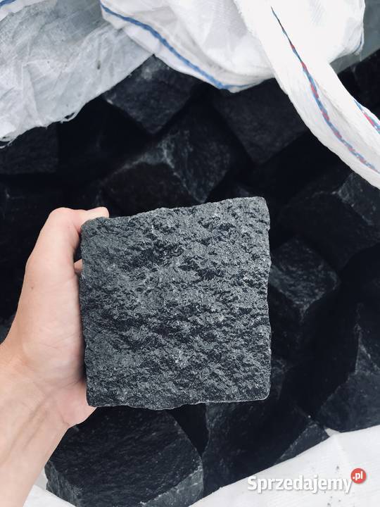 Czarna Kostka Bazaltowa Granitowa Kamień Serock