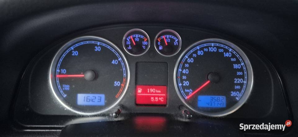 VW PASSAT B5 LIFT SEDAN 1900 TDI złoty