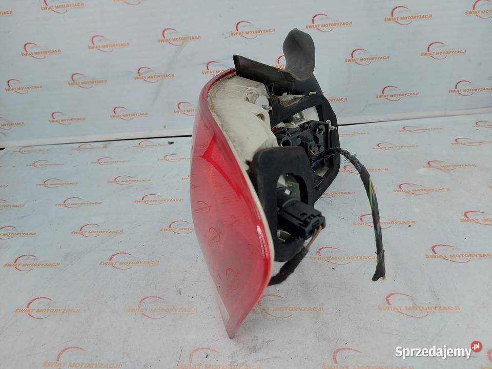 BMW 1 E82 11r lampa prawa tył Lampy tylne