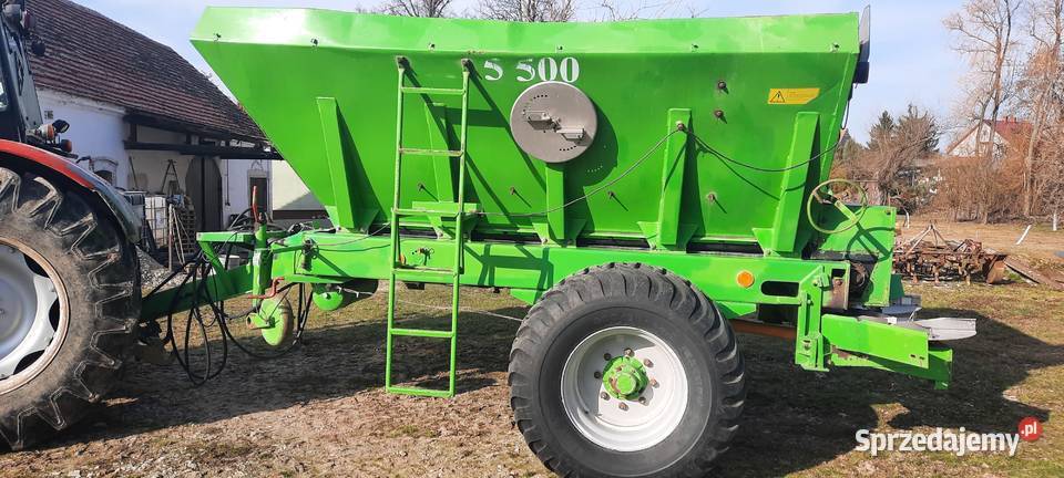Rozsiewacz wapna unia rcw 5500 Ujazd Dolny sprzedam