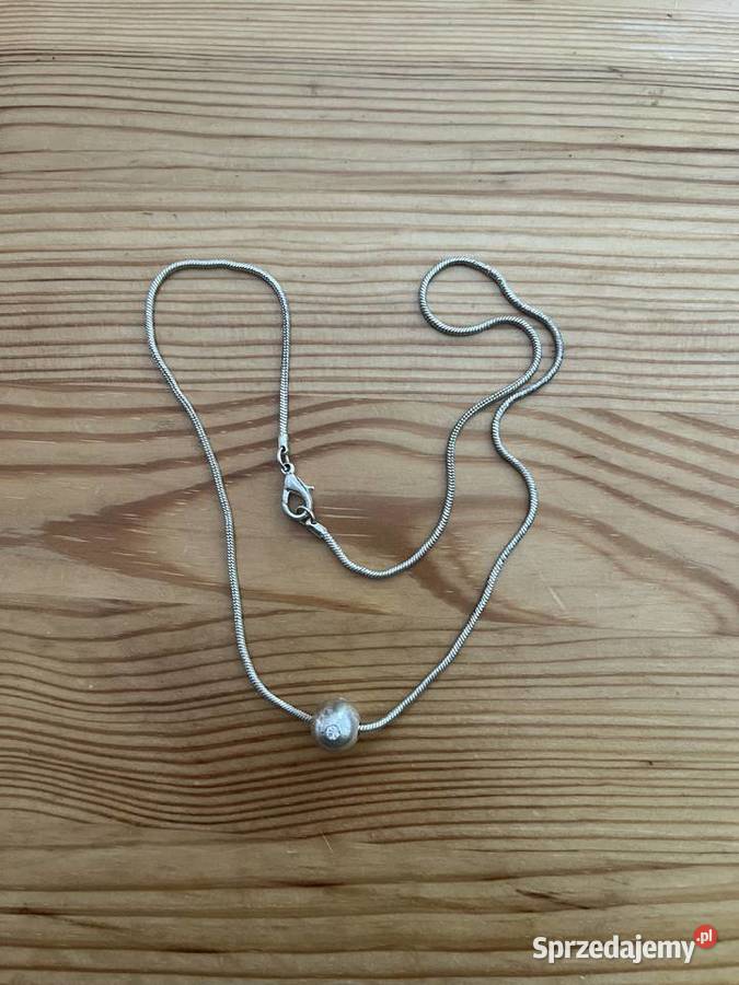 Srebrny wisiorek kulka z cyrkoniami na łańcuszku Gdańsk