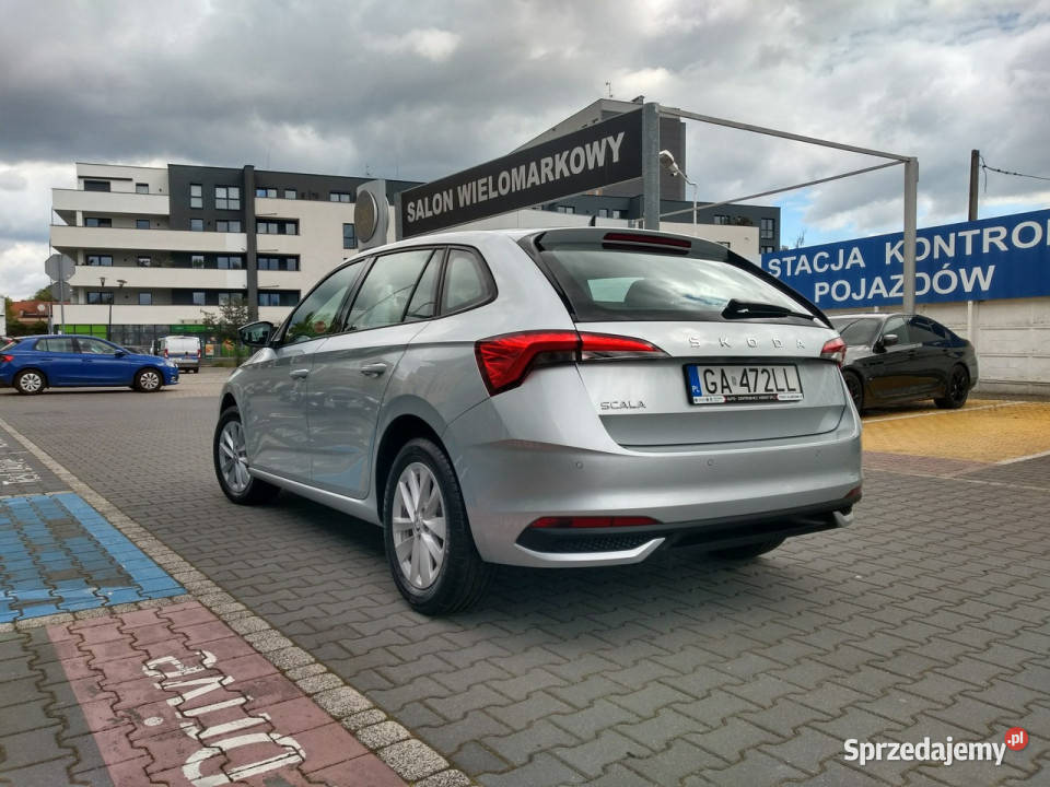 koda Scala 10 TSI 115 czujniki parkowania led Scala Tychy