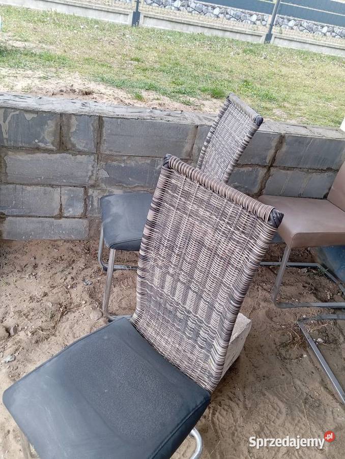 Sprzedam krzesła i hokery mazowieckie sprzedam