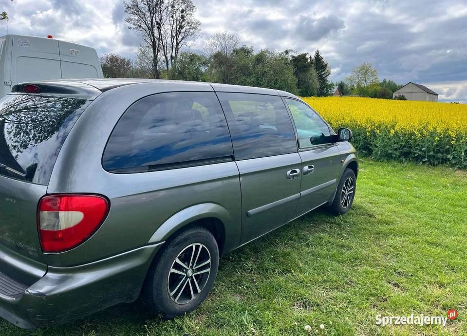 Chrysler Grand Voyager 33 V6 2006r 174KM