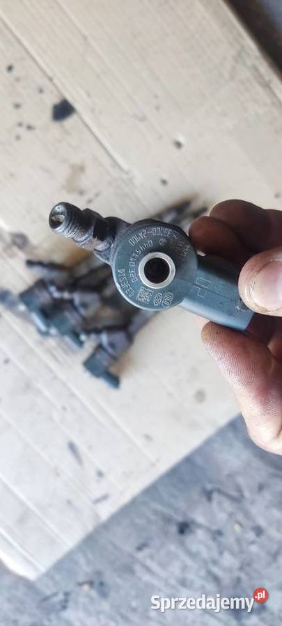 Wtryskiwacz wtrysk paliwa do 16 CRDI Hyundai Kia osobowe Pabianice sprzedam