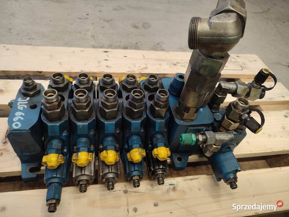 Rozdzielacz hydrauliczny JLG 660 26015700 Pozostałe wielkopolskie Wilkowo