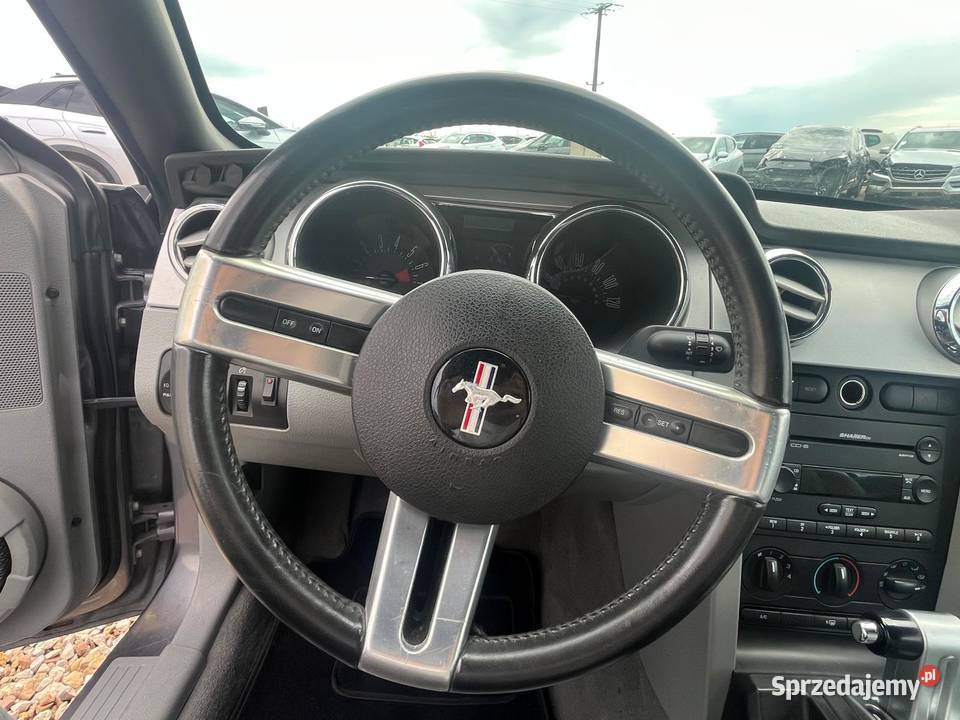 FORD Mustang 40 V6 214 Cabriolet BD431 dolnośląskie