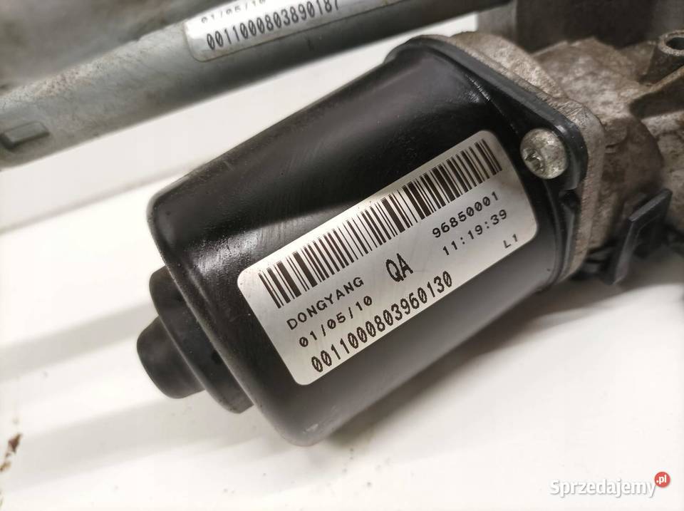 MECHANIZM WYCIERACZEK PRZÓD T250 96988330