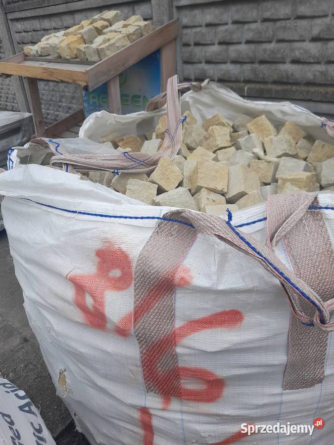 Kostka Piaskowiec Żółty łupana 6x8