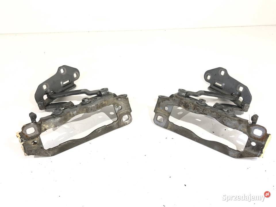 ZAWIAS MASKI PRZÓD KOMPLET MERCEDES C218 Zawiasy, bolce i prowadnice
