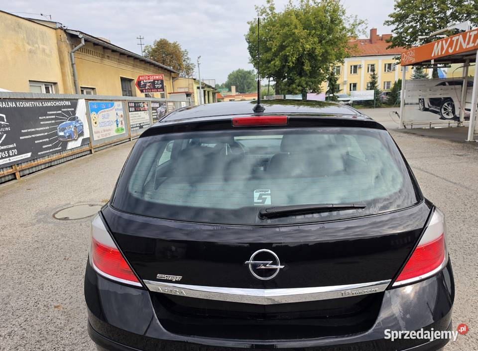 Astra z instalacją LPG