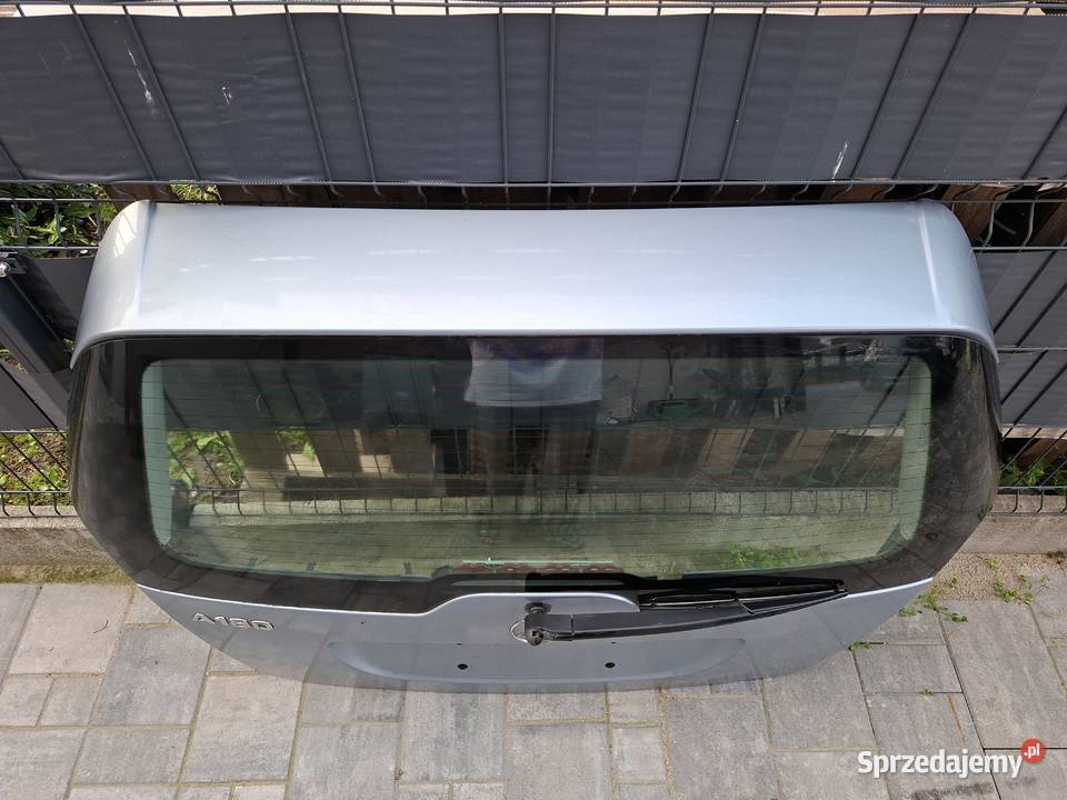 Tylna klapa z szybą mercedes w169 Starowa Góra sprzedam