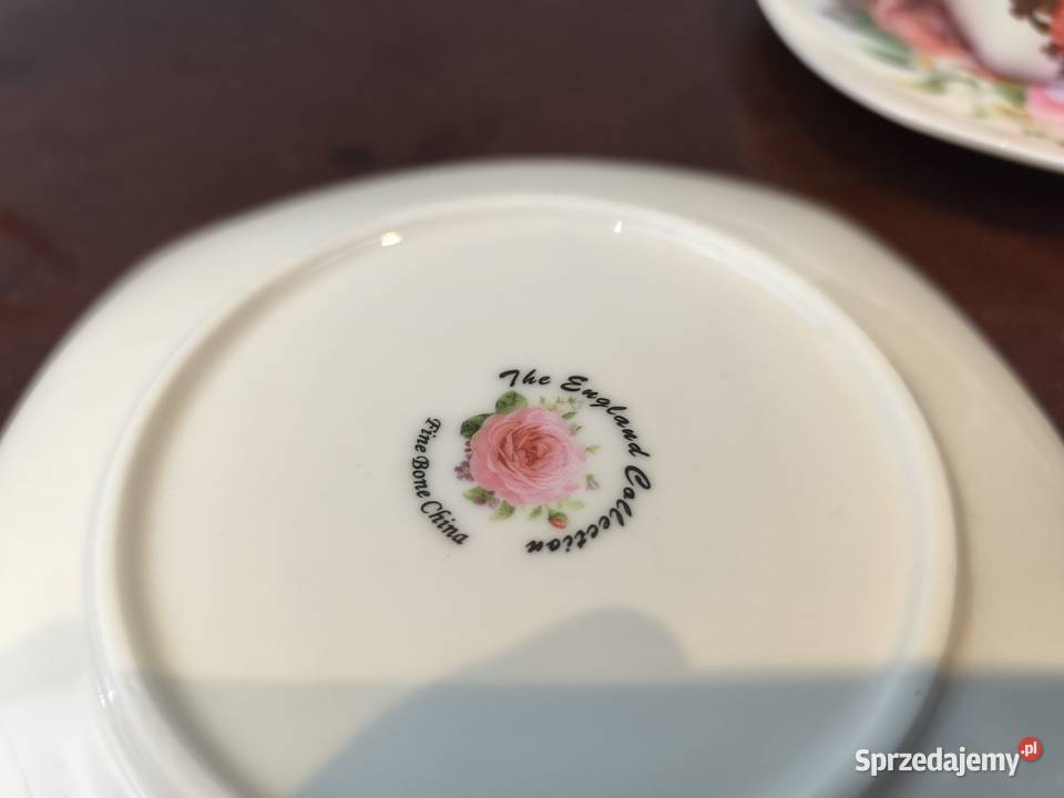 Piękny zestaw porcelany kawowo herbaciany 2 Łódź sprzedam