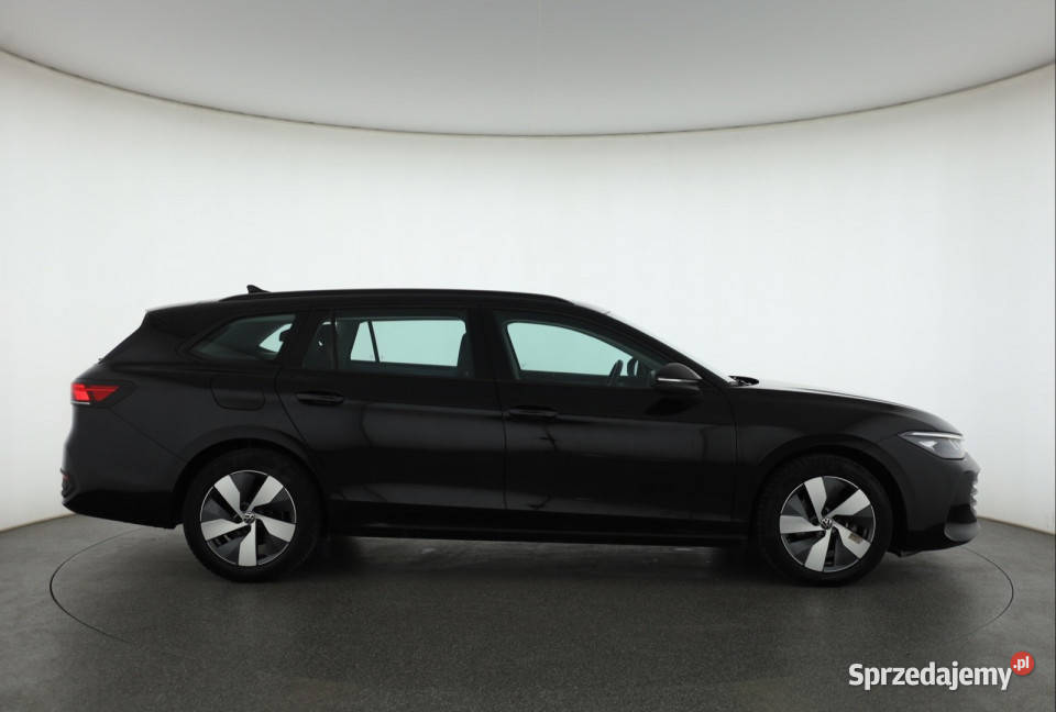 VW Passat 15 eTSI ACT sprzedam