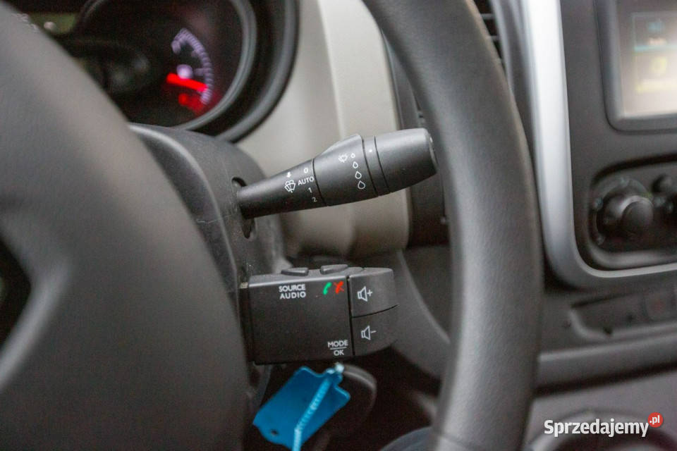 Renault Trafic L2H1 BRYGADOWY 5OSÓB 125 przyciemniane szyby wielkopolskie Jarocin