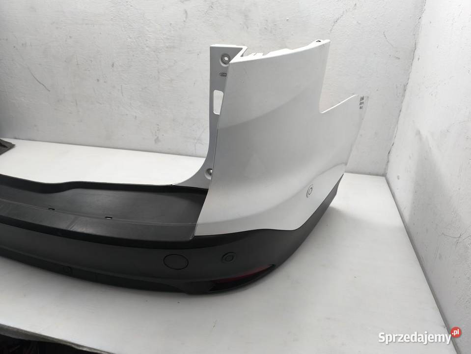 ZDERZAK TYŁ TYLNY 6 PDC FORD FOCUS MK3 LIFT