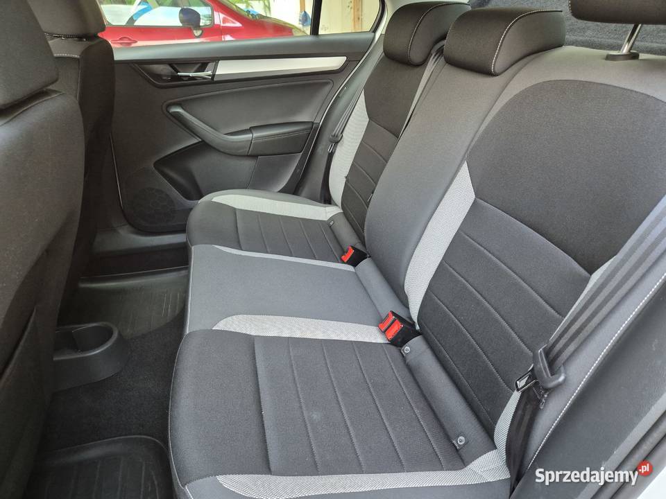 Skoda RAPID Rapid 10 TSI 110 2018 alufelgi 17 Kielce sprzedam