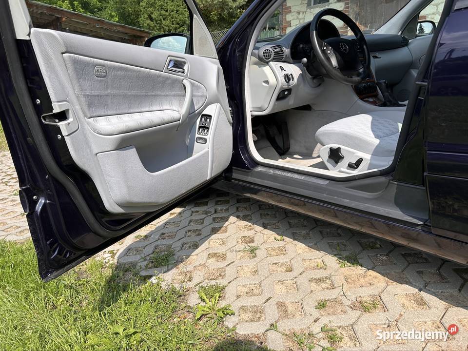 MercedesBenz Klasa C 200 Kompresor Parchatka